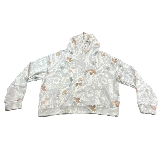 TikTok Shop White Leaves Camouflage Hoodie, Size Large - Picture 1 of 12